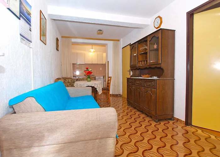 Branko 1348 * Πούλα