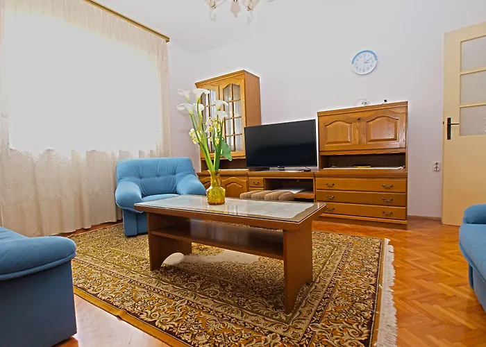 Branko 1348 Διαμέρισμα Πούλα