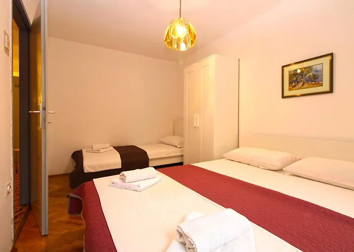 Branko 1348 Πούλα