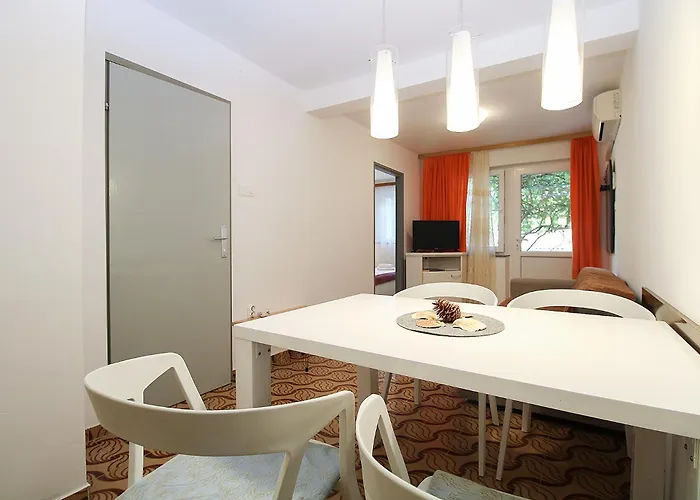 Branko 1348 Διαμέρισμα *