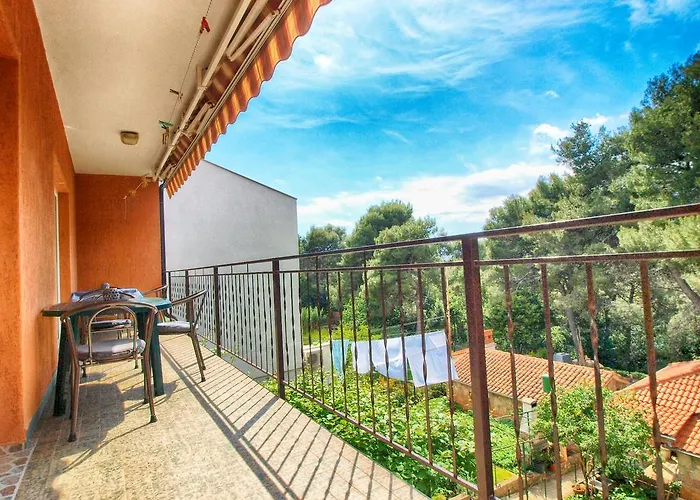 Branko 1348 * Πούλα