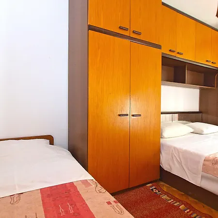 Branko 1348 Apartament *