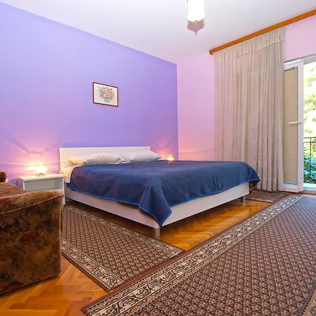 Branko 1348 Apartament