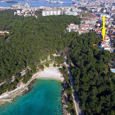 Branko 1348 Apartament Pula