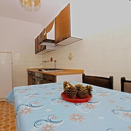 Apartment Branko 1348 Pula